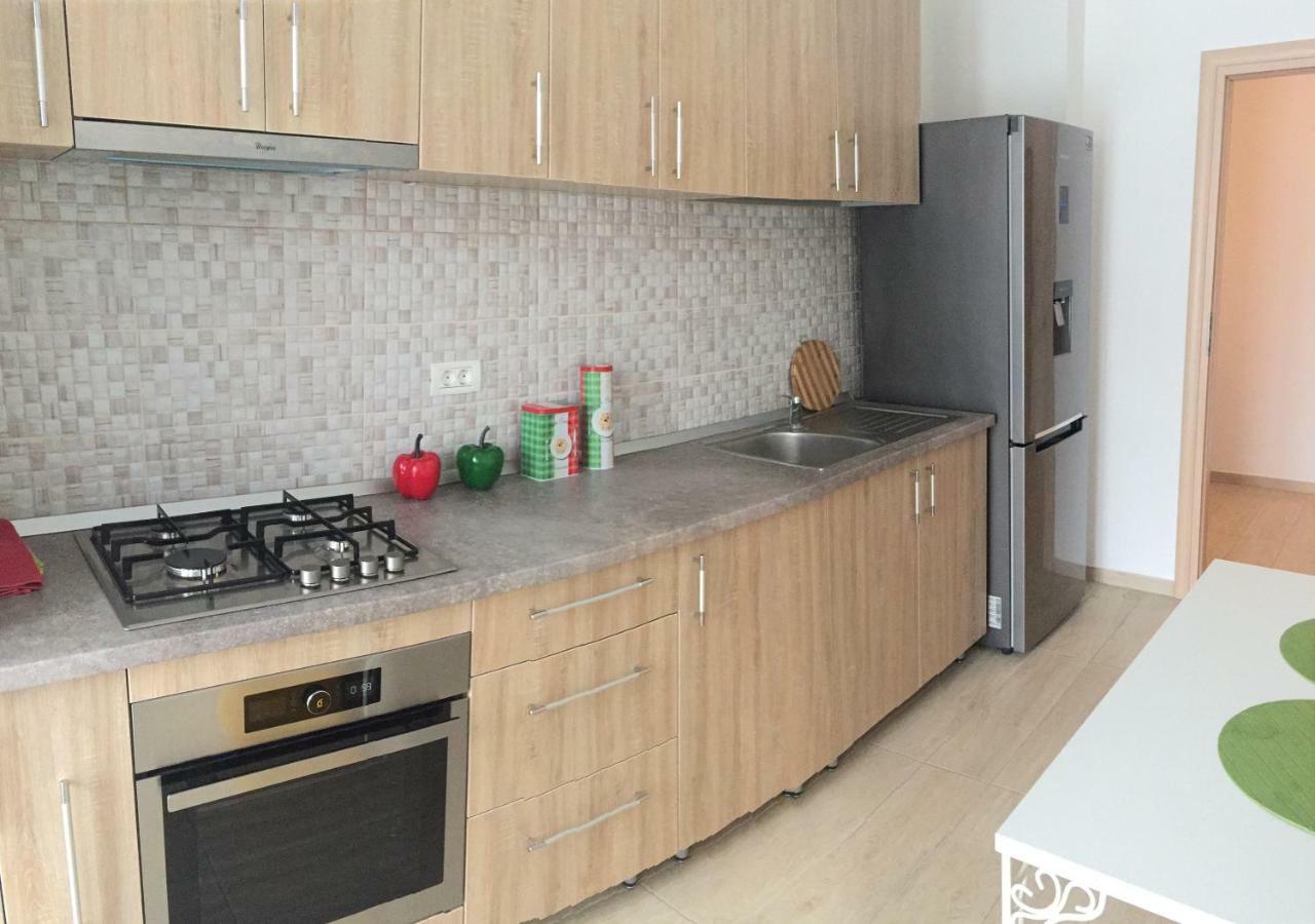 Turqoise Home Bukares Bagian luar foto